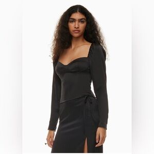 New Aritiza Wilfred New Novella Satin Top